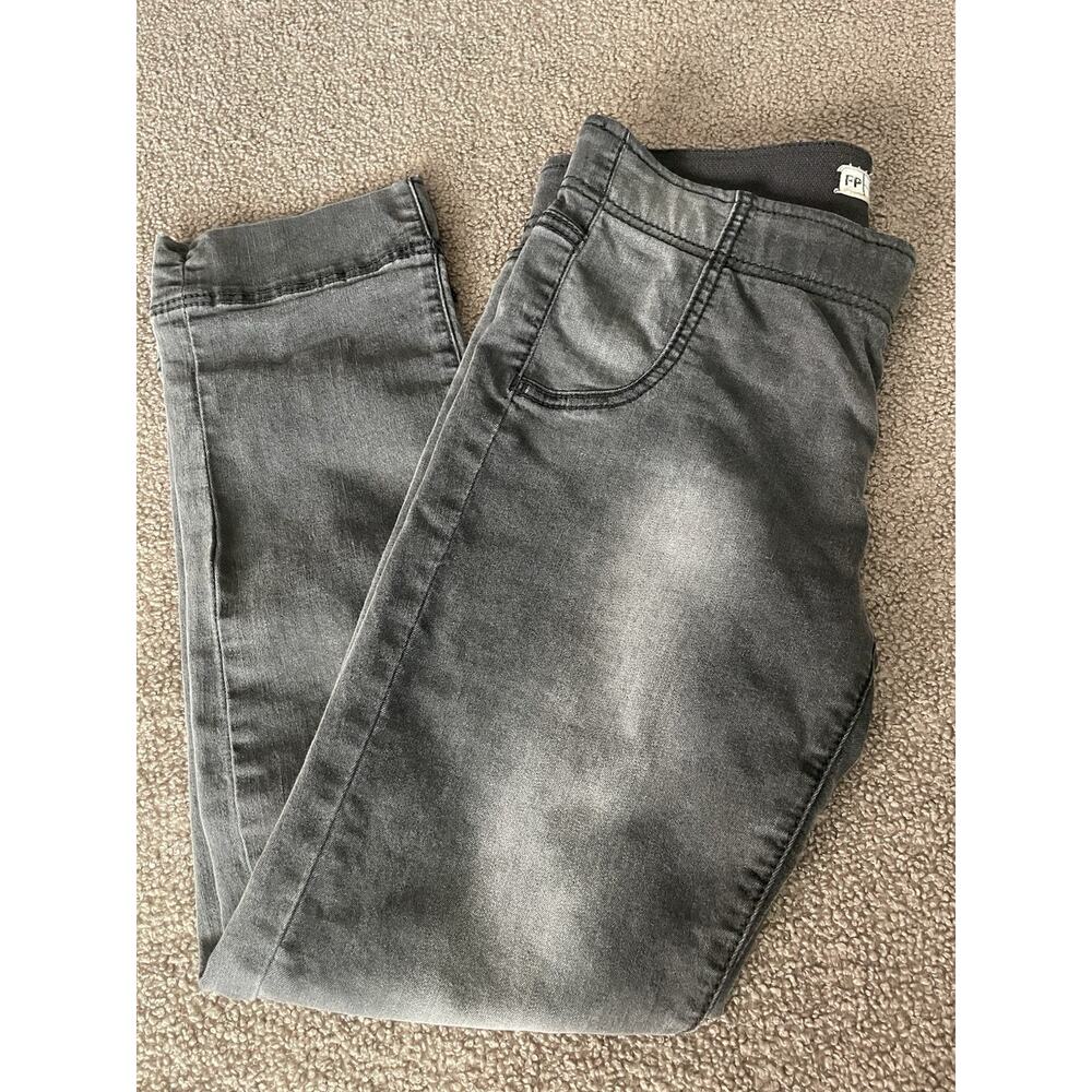 Free People Women’s Size W28 Straight Leg Jeans Charcoal Grey